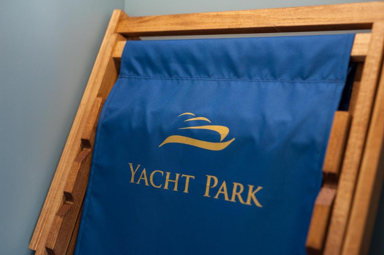Yacht Park Marina View - Billberry *